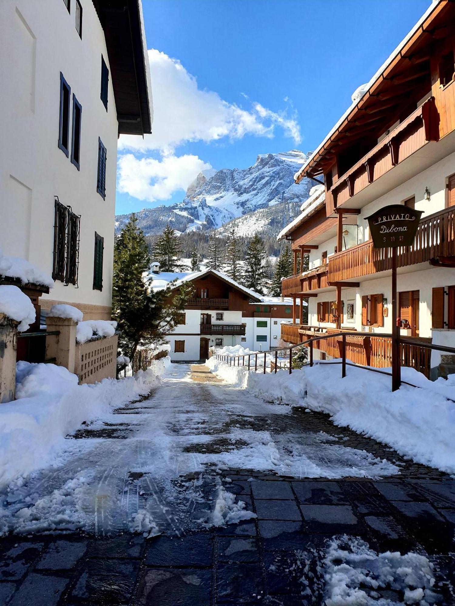 Luminoso Ed Accogliente, Centralissimo Appartamento Indipendente Cortina dʼAmpezzo Eksteriør bilde