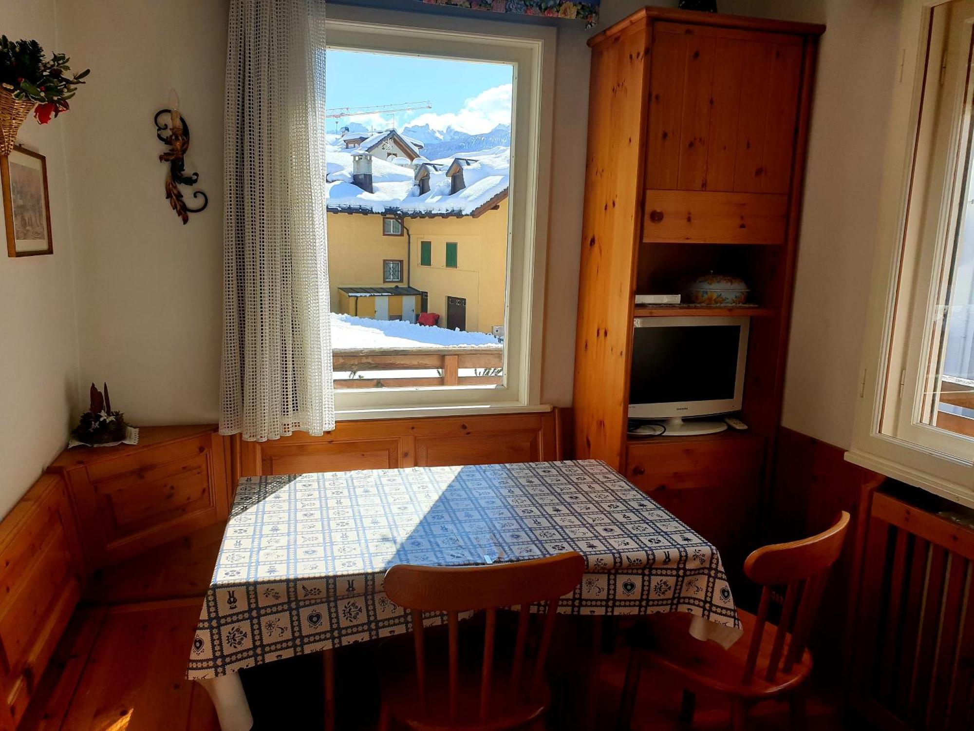 Luminoso Ed Accogliente, Centralissimo Appartamento Indipendente Cortina dʼAmpezzo Eksteriør bilde